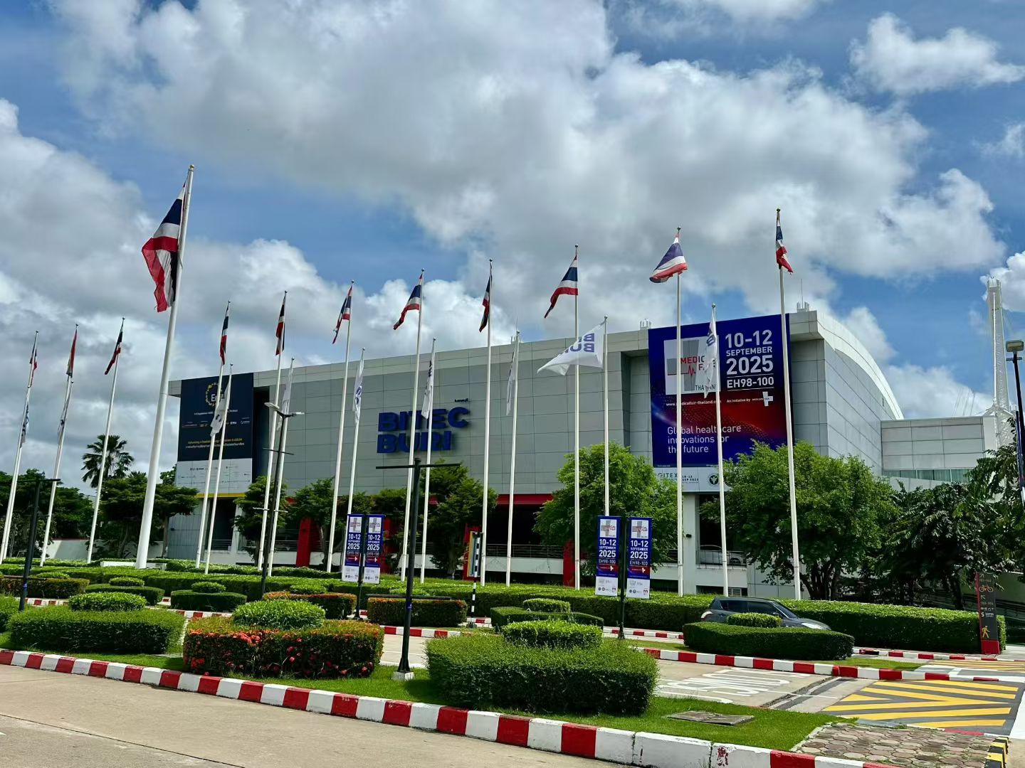 1e DAG OP MEDISCHE BEURS THAILAND 2025