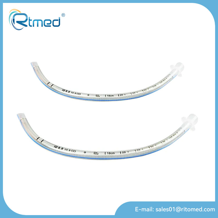 Ongeboeide, versterkte endotracheale tube