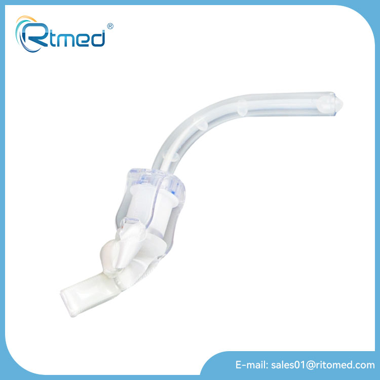 Ongeboeide tracheostomiebuis